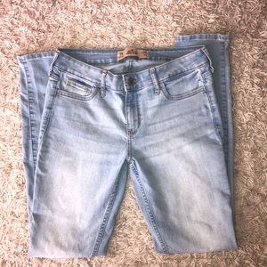 Hollister Super Skinny Light Wash Jeans 7R W28 L31